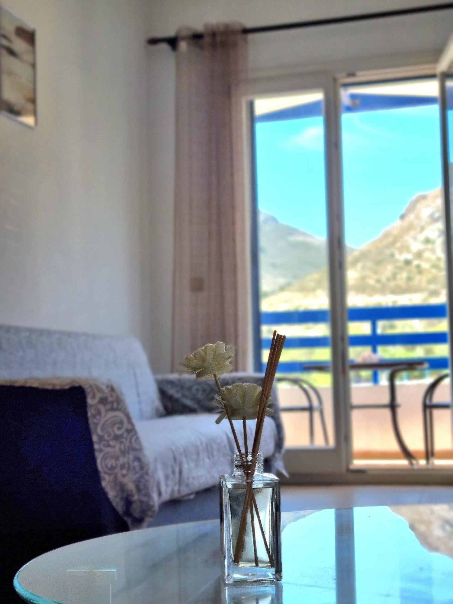 Zafeiris Apartments Livadia (Tilos) Quarto foto